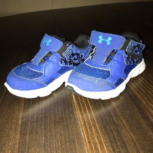Blue under armor toddler size 5 shoes